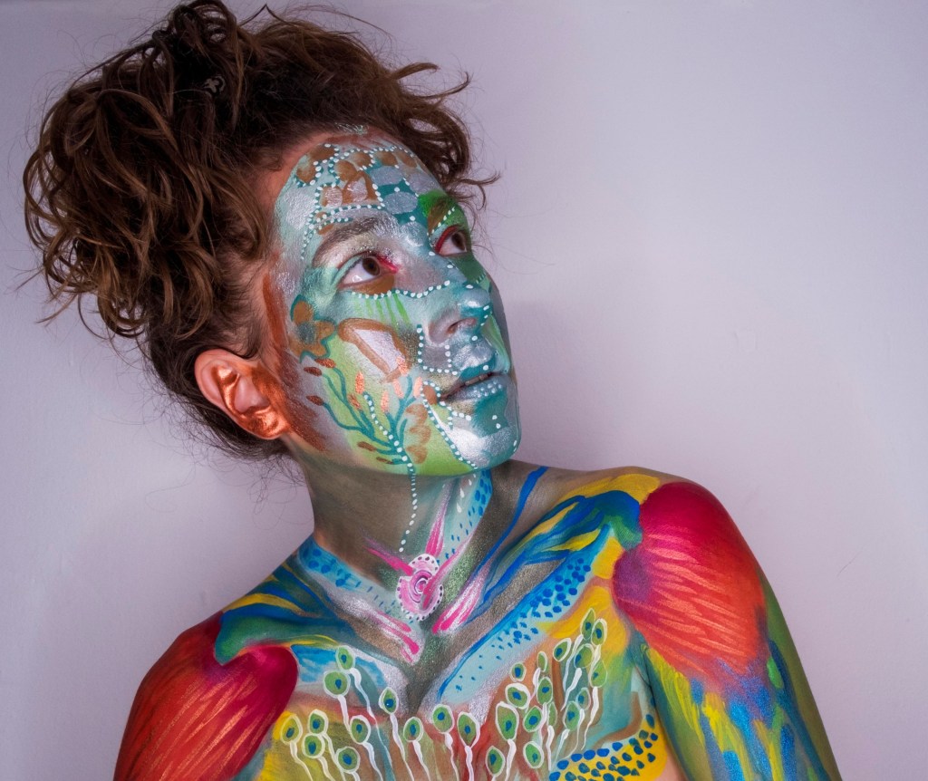 A bodypainting about&nbsp;love